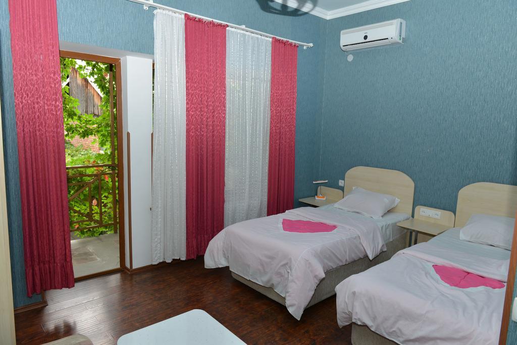 Hotel Tourist Akhaltsikhe  Habitación foto